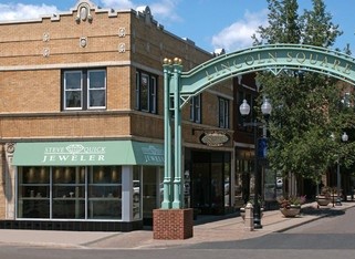 lincolnsquarebetter