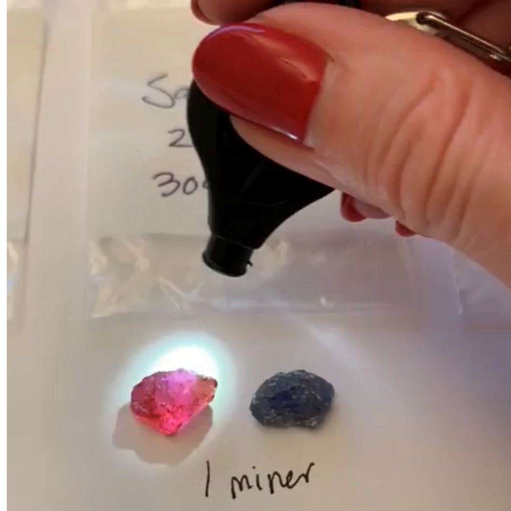 moyo pink sapphire lit PM