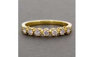 lr2276-y_-_straight_on