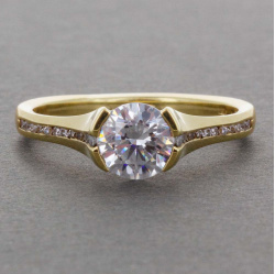 r477-brushed-yg_-_straight_on