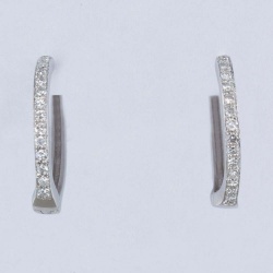 ae81207d-800w_-_straight_on