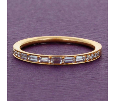 mr2220-band_-_straight_on
