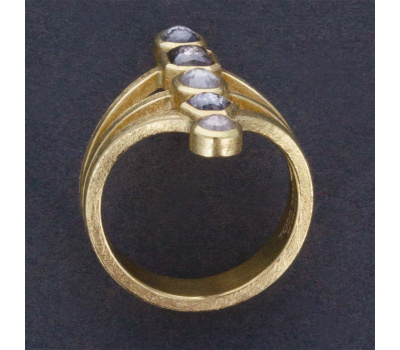 trdr50002_-_profile